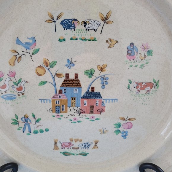 International Heartland Dinner Plates - Picture 3 of 3